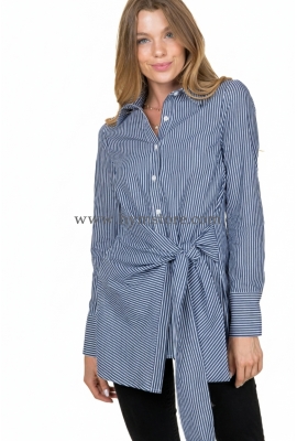 BLUSA CAMISERA ANUDADA AL FRENTE