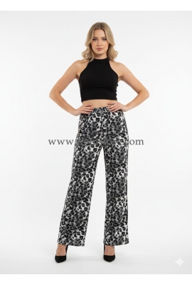 PANTALÓN DE PIERNA AMPLIA