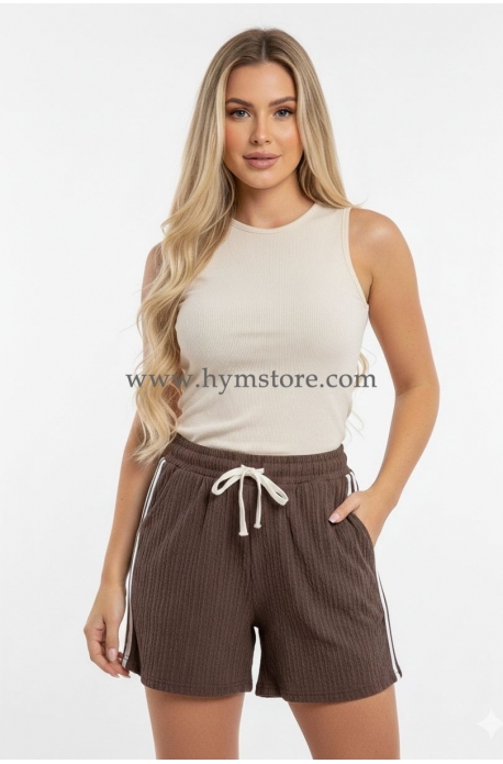SHORT AZUL CON RAYAS AL LADO