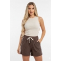 SHORT MOCA CON RAYAS AL LADO