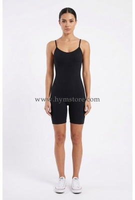 ENTERIZO CORTO COLOR NEGRO