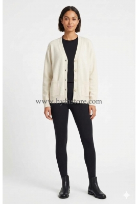 SUÉTER CLÁSICO CREMA