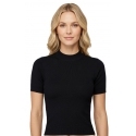BLUSA NEGRA CUELLO REDONDO