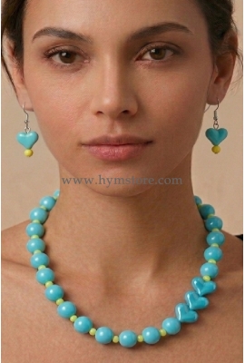 SET COLLAR Y ARETES